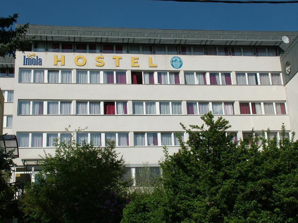 Imola Hostel Eger Exteriör bild