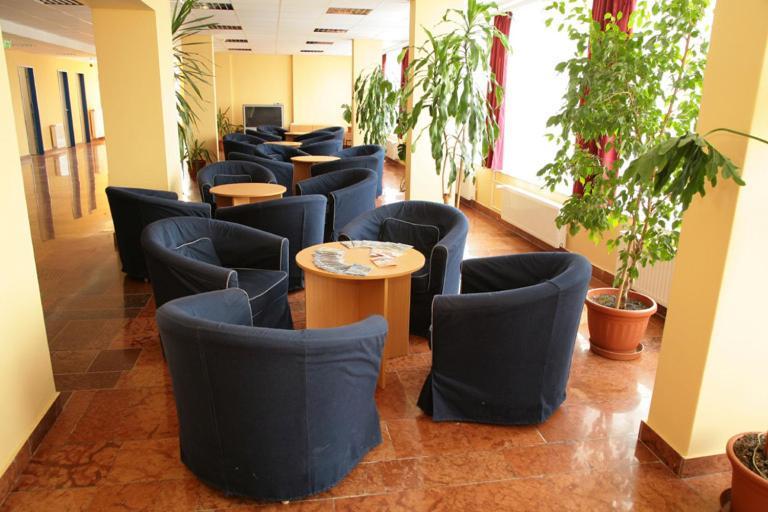 Imola Hostel Eger Exteriör bild