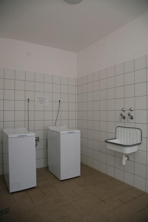 Imola Hostel Eger Exteriör bild
